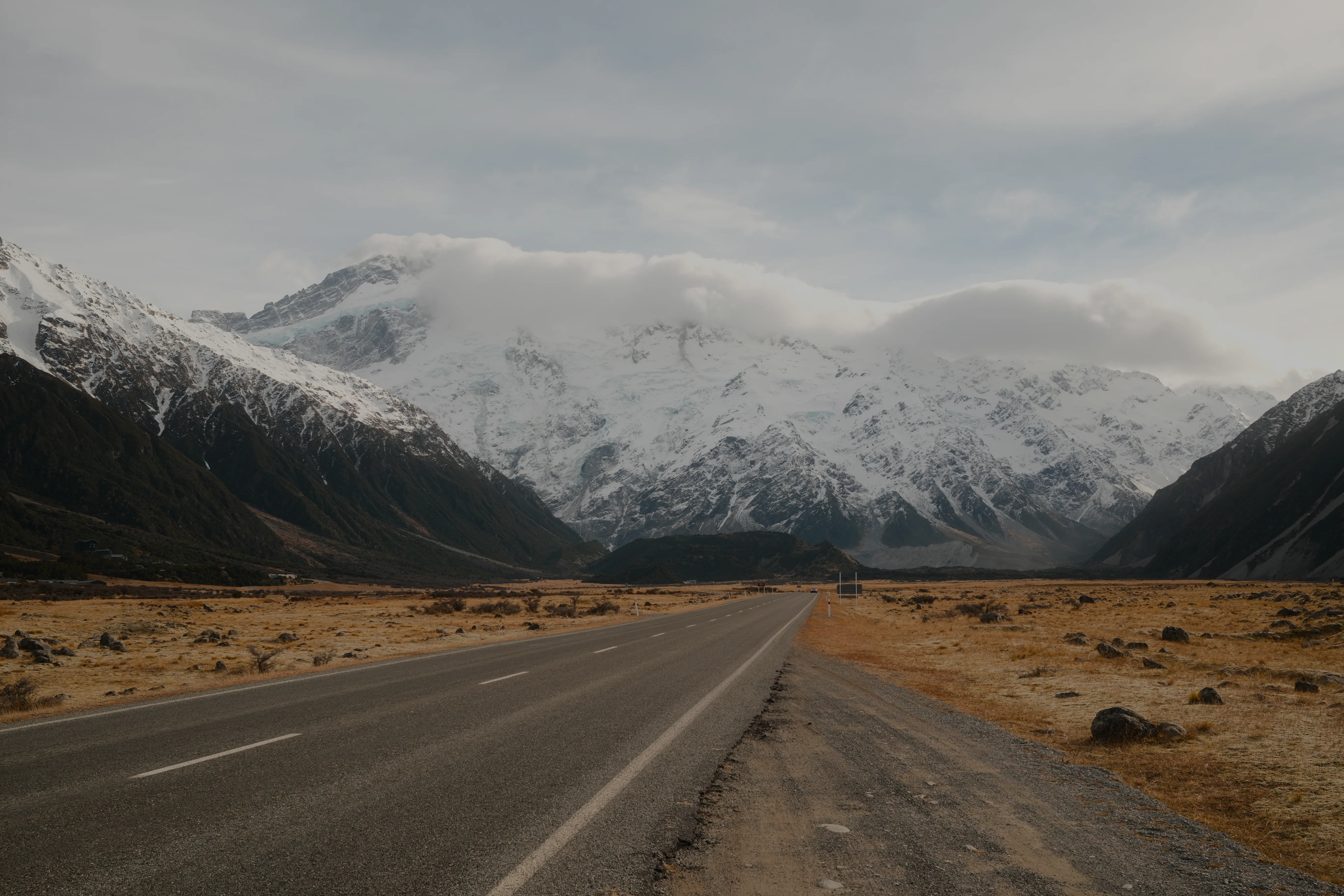 New Zealand South Island dramatic mountain landscape
